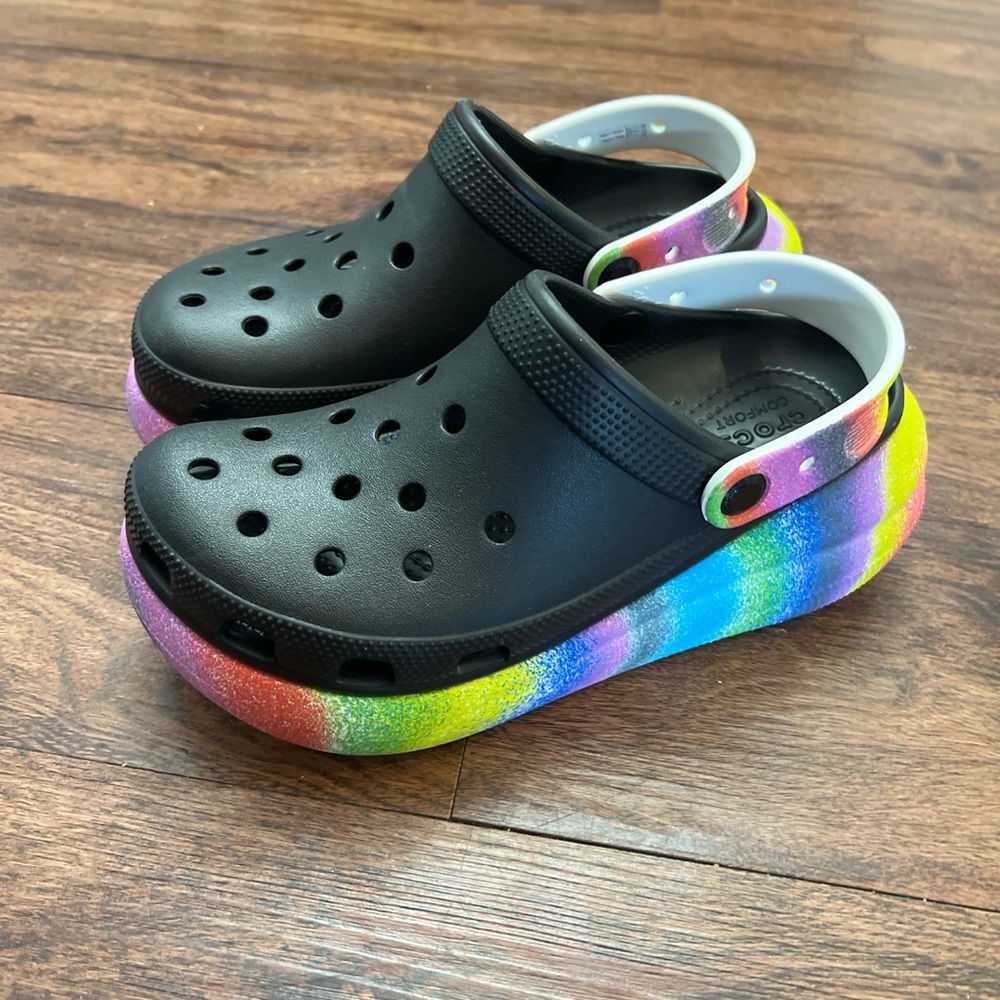Platform Tie Dye Crocs Comfort
